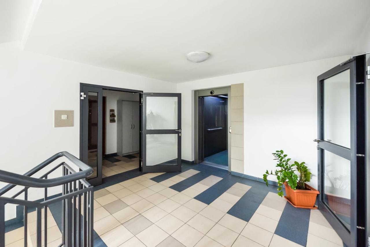 Ursus Pleasant Apartment วอร์ซอ ภายนอก รูปภาพ